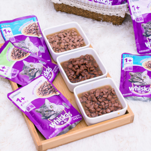 Pate cho mèo vị nước sốt cá biển WHISKAS Ocean Fish Flavour Sauce 1