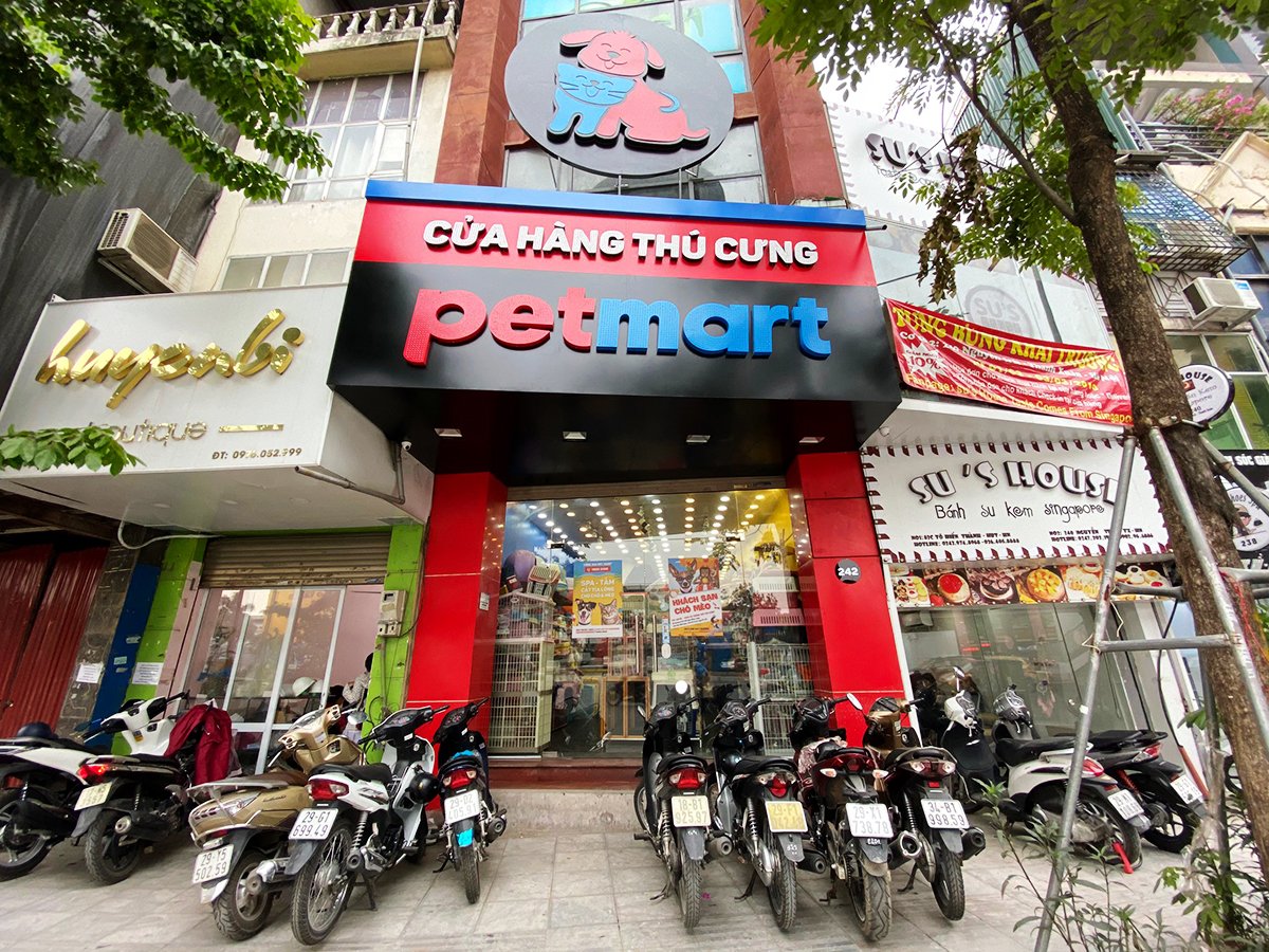 Cửa hàng thú cưng đồ dùng, thức ăn, dịch vụ tắm cắt tỉa lông chó mèo Pet Mart - Số 242 Nguyễn Trãi, Quận Thanh Xuân, Hà Nội