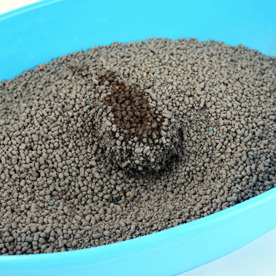 Cát vệ sinh cho mèo than hoạt tính IRIS Charcoal SNS70