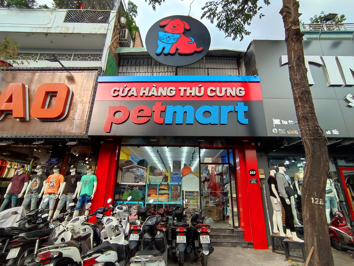 Cửa hàng thú cưng đồ dùng, thức ăn, dịch vụ tắm cắt tỉa lông chó mèo Pet Mart - Số 252 Quang Trung, Quận Gò Vấp, TP.HCM