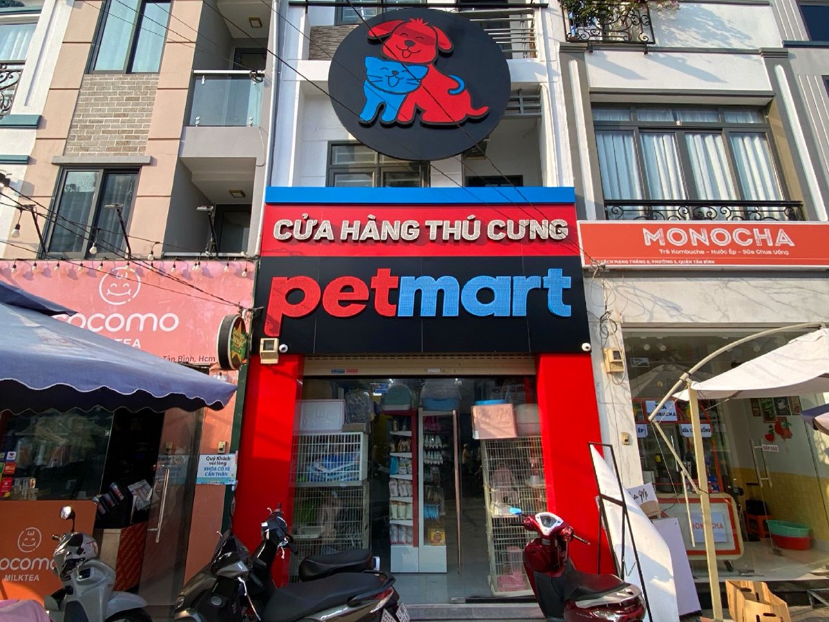 Cửa hàng thú cưng đồ dùng, thức ăn, dịch vụ tắm cắt tỉa lông chó mèo Pet Mart - Số 938 Cách Mạng Tháng 8, Quận Tân Bình, TP.HCM